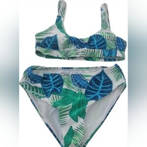 🍬 NWOT Tropical Swimsuit Size Medium